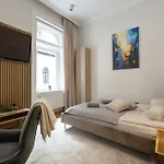 Sleek Downtown Living Apartman *