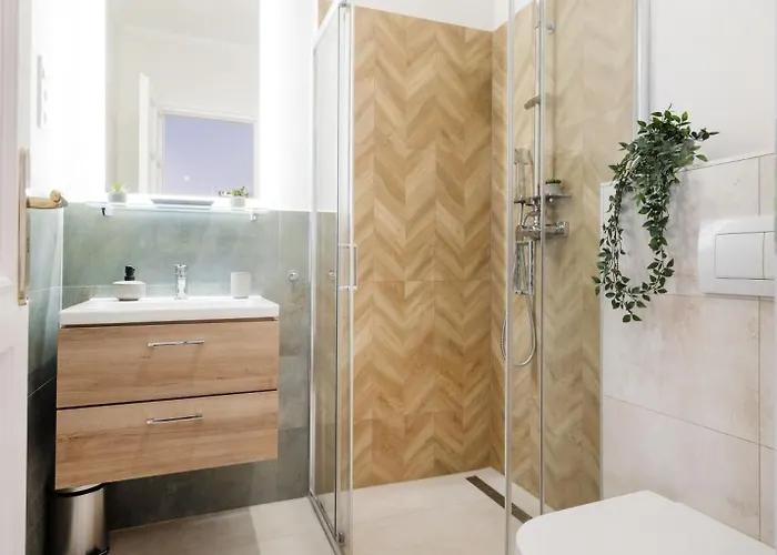 Sleek Downtown Living * Budapest