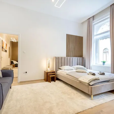 Apartament Sleek Downtown Living