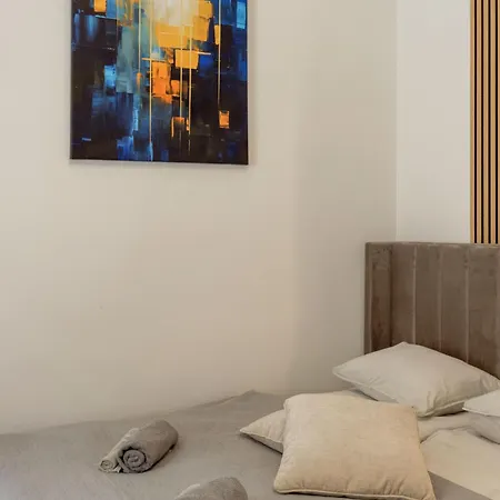 Sleek Downtown Living